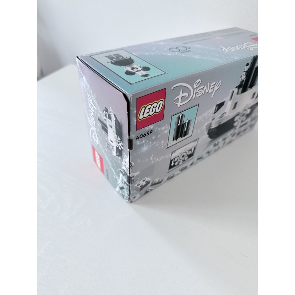 LEGO Limited edition 40659 Steamboat Willie Disney 100th Anniversary Japan - Picture 5 of 7